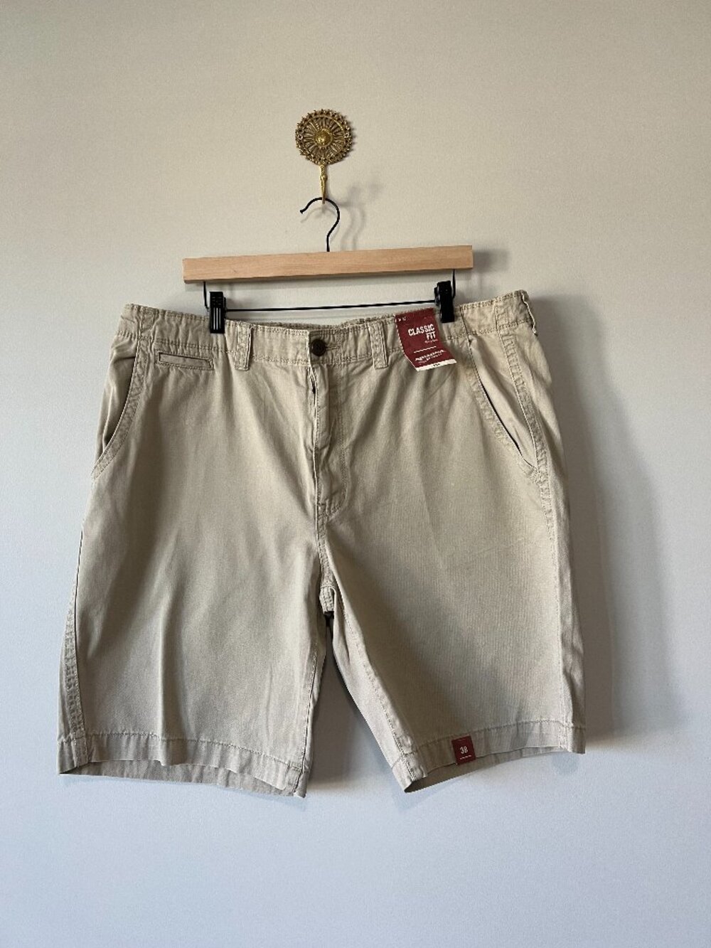 Arizona Jean Co Khaki Shorts Mens 38 Classic Fit NWT Casual Summer